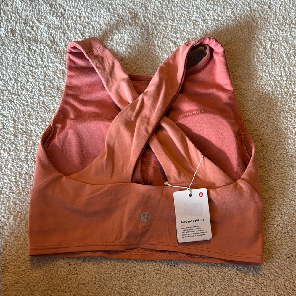 Lululemon Coral ‘Forward Fold’ Sports Bra